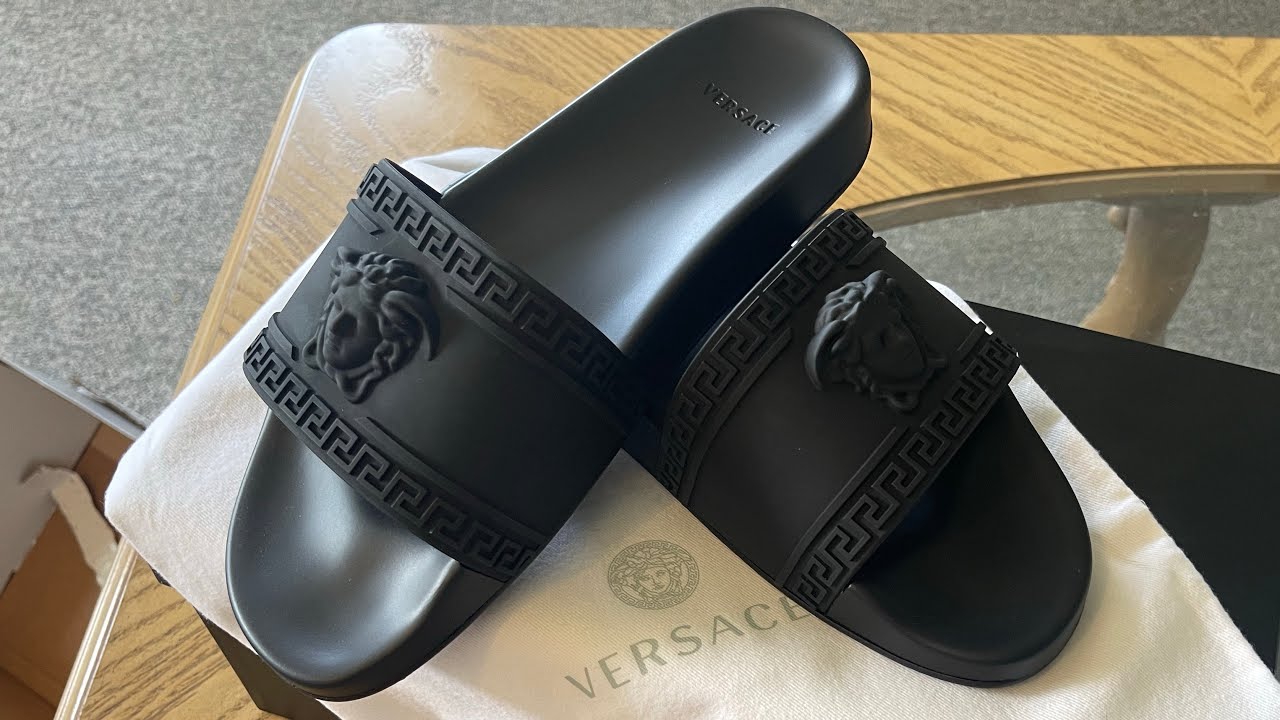 VERSACE MENS POOL SLIDES