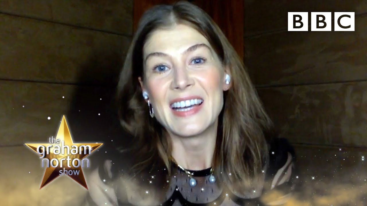 Rosamund Pike’s RUDE Mandarin lessons! | The Graham Norton Show - BBC