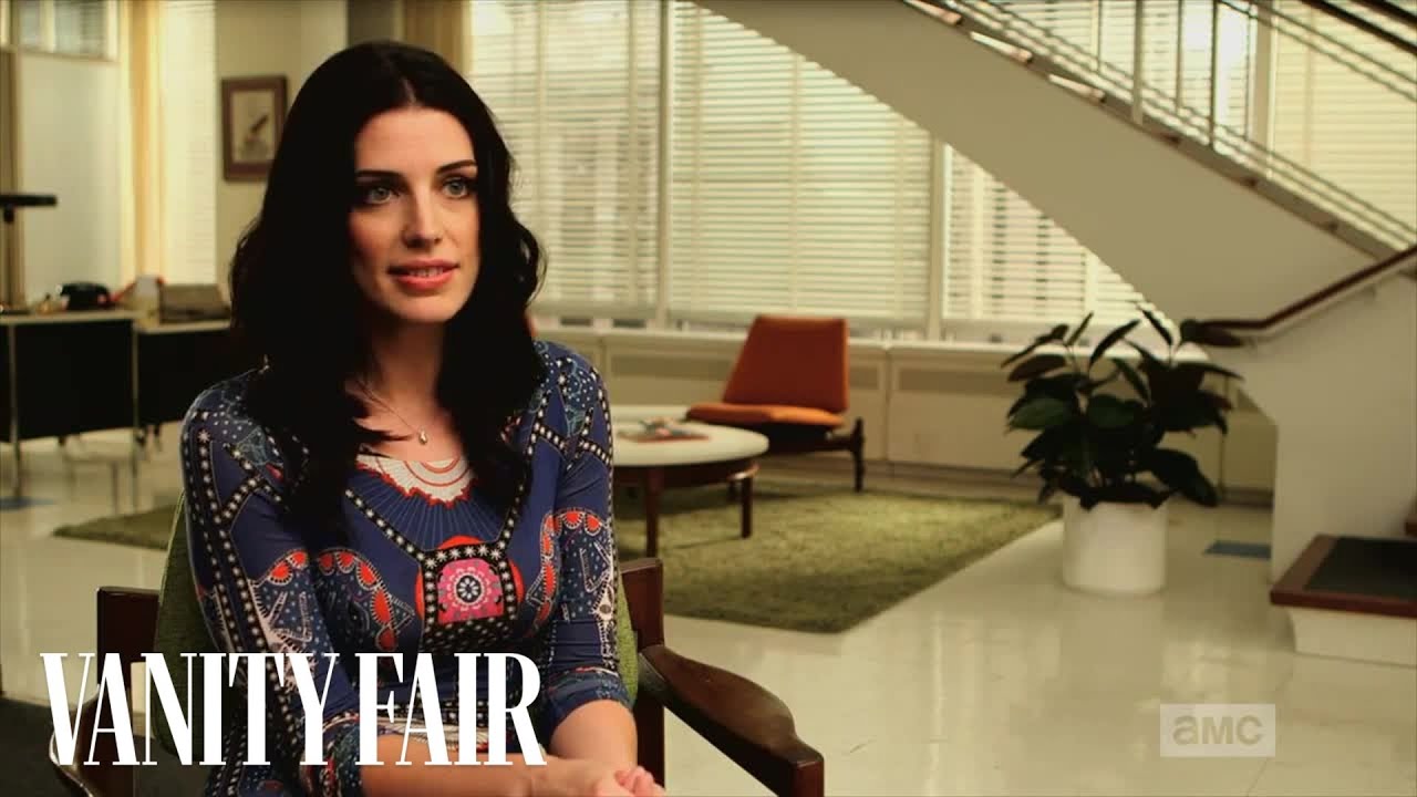 Mad Men's Jessica Paré Explains Why She Was So Thrilled by a Fake Proposal