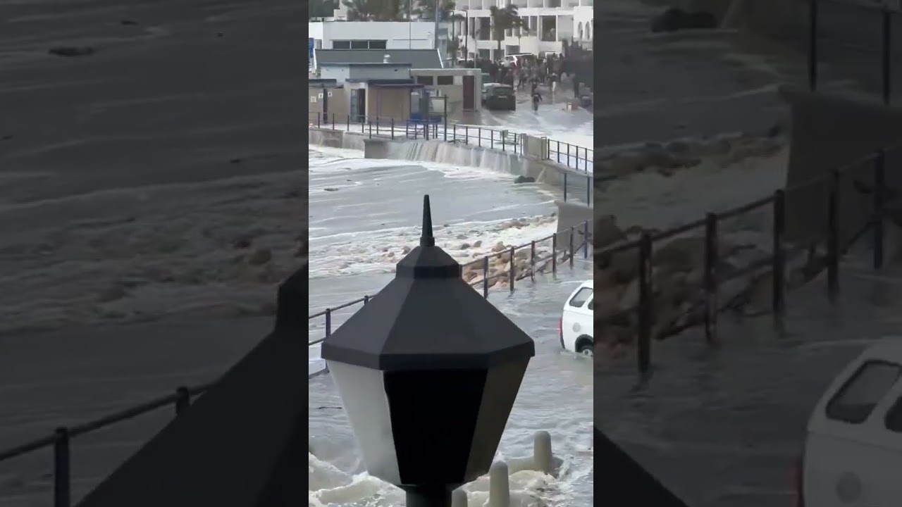 Small Tsunami in Cape Town! Big waves blow away cars in Gordon Bay south africa #news