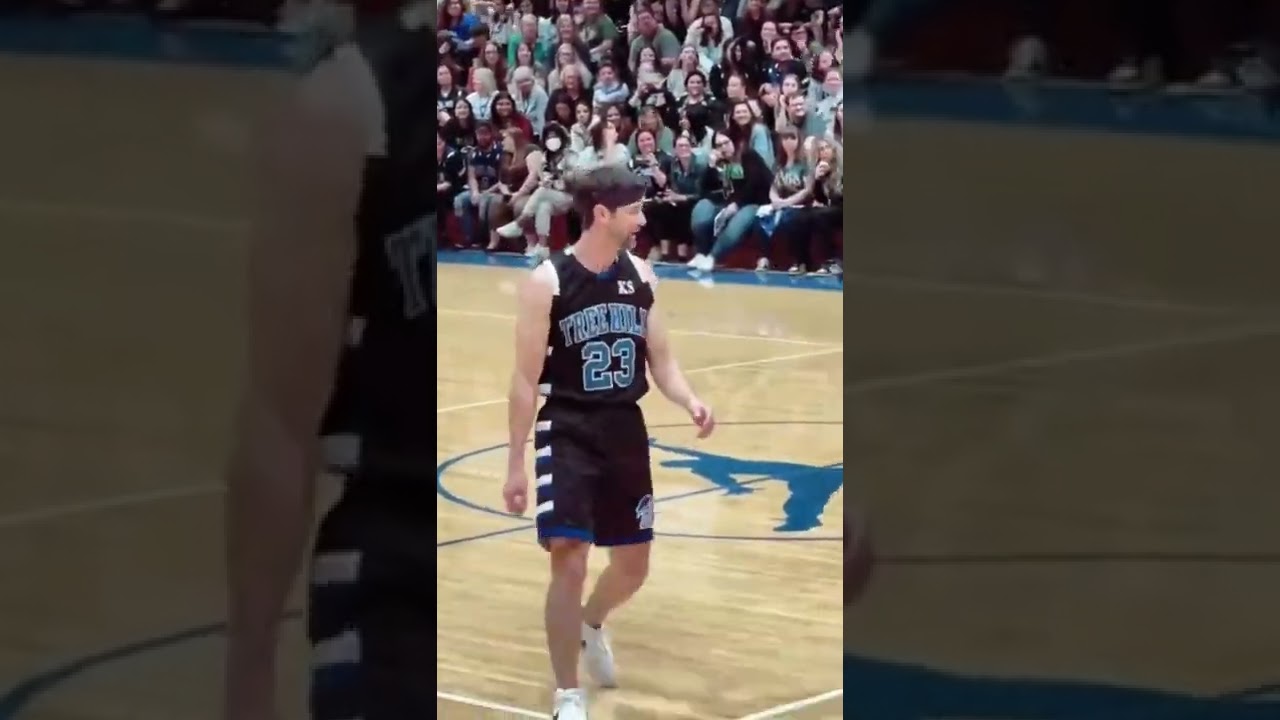 Chad Michael Murray and James Lafferty from One Tree Hill reunited on the court 👏