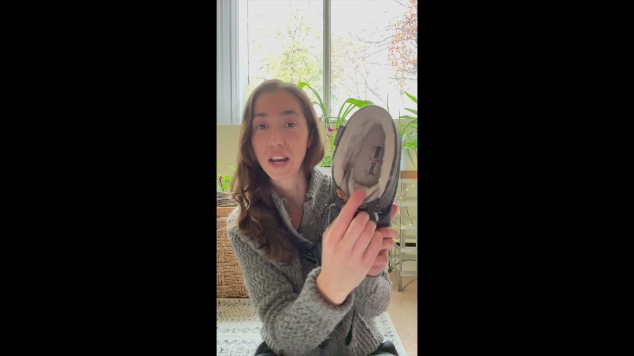 Minnetonka Slippers Review (Best Slippers EVER)
