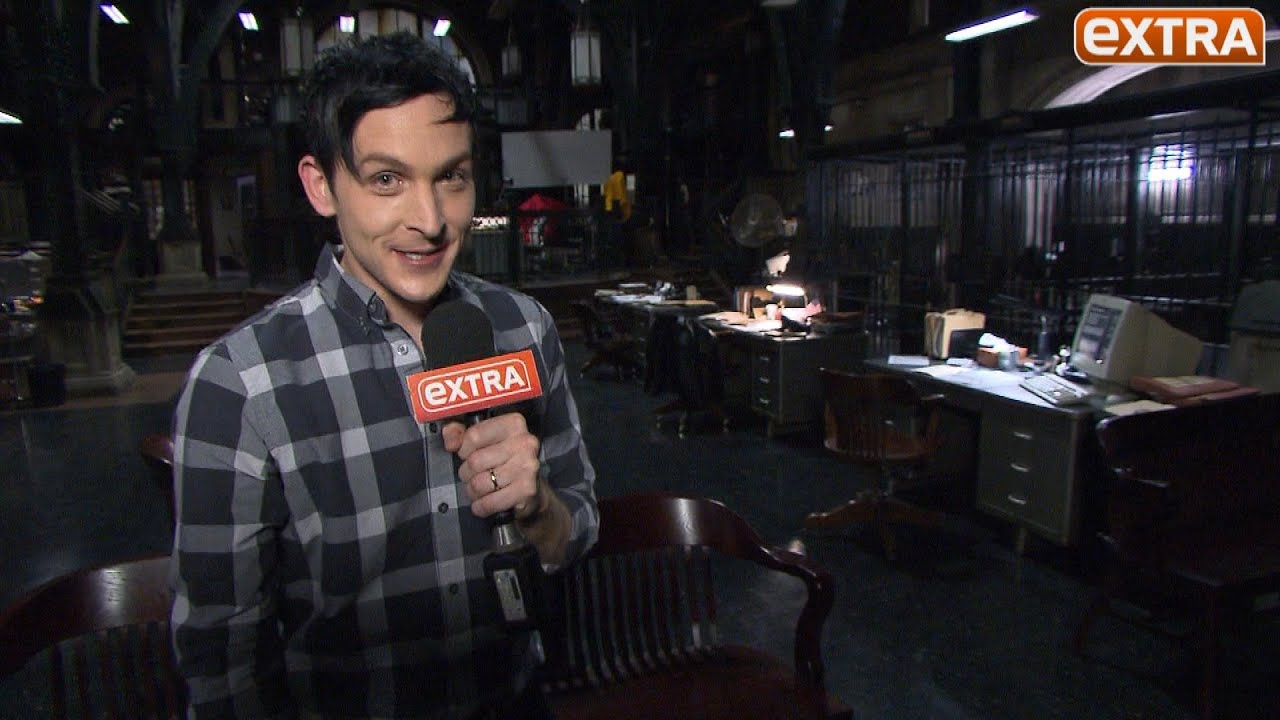 Robin Lord Taylor aka The Penguin Gives 'Extra' a Tour of 'Gotham' Set