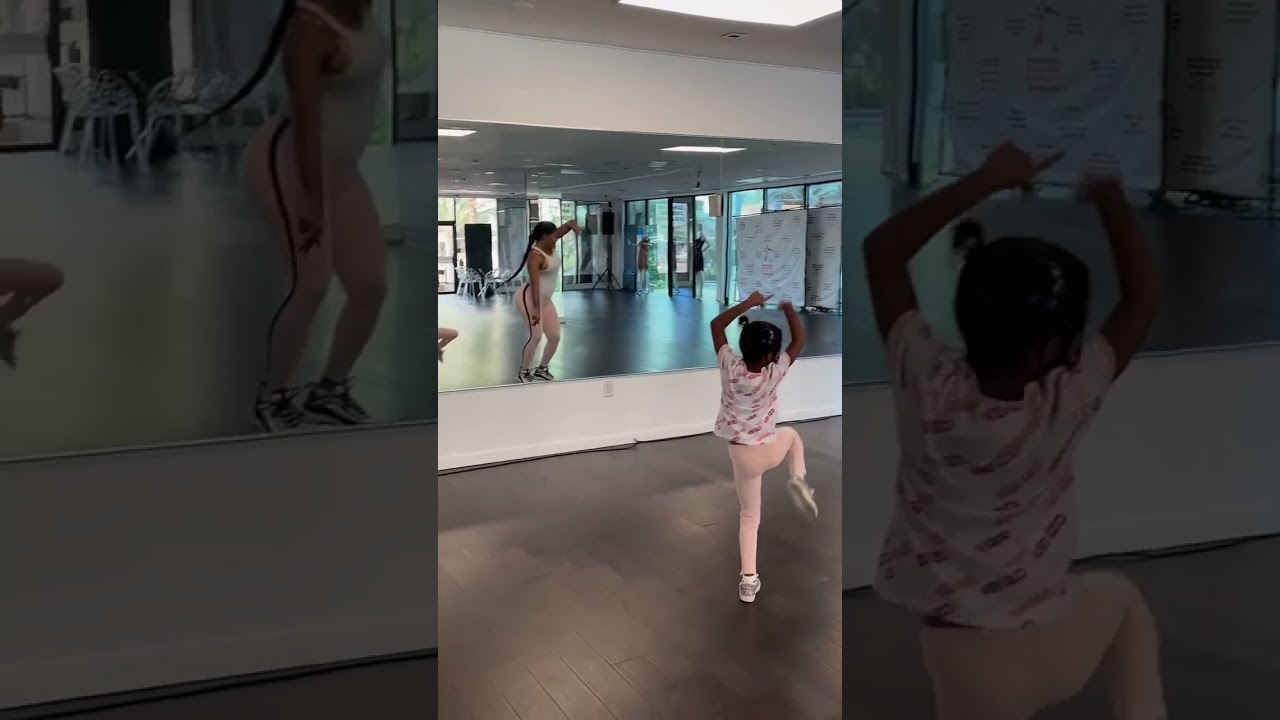 Joseline Hernandez & Bonnie Bella Perform “DUN CHA CHA”!