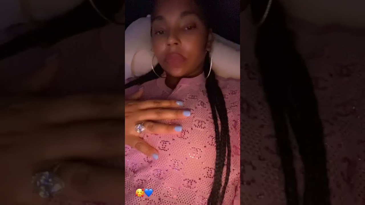 Ashanti Uses Music To Put Her Baby To Sleep! 🎵