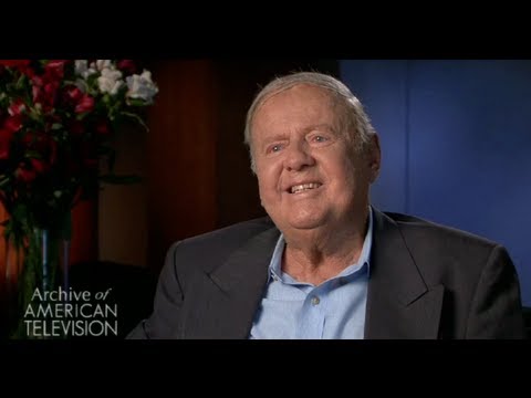 Dick Van Patten on playing "Eight is Enough" dad "Tom Bradford" - EMMYTVLEGENDS.ORG