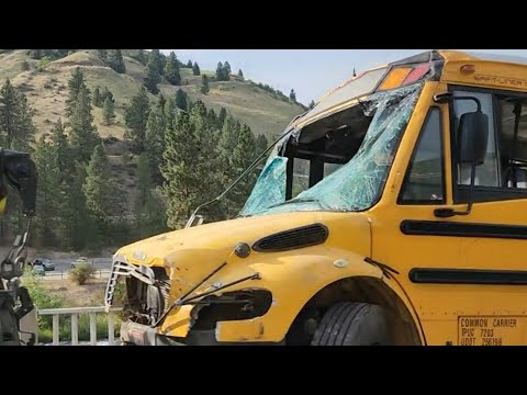 11 injured in summer camp bus crash on Highway 55 in Idaho