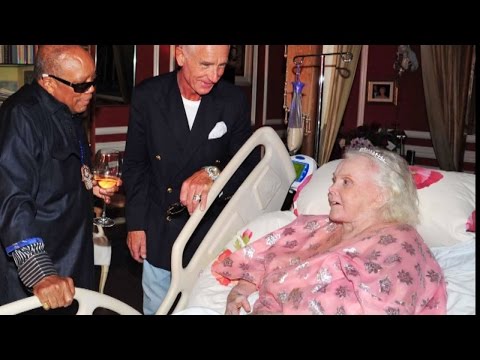 Exclusive Tour of Zsa Zsa Gabor's Home Reveals Her Most Intimate Final Years