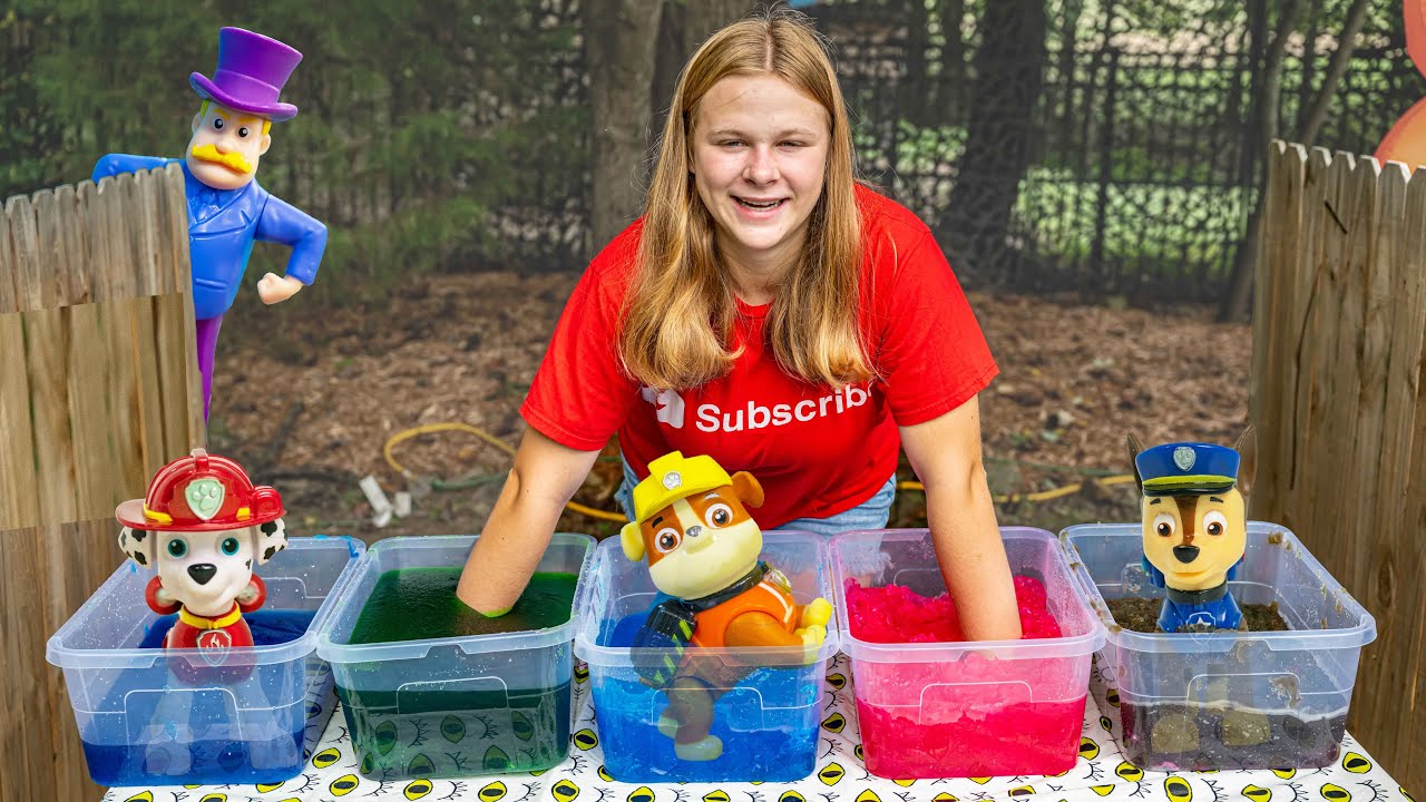 Assistant Explores the Halloween Fort to Find Paw Patrol Trapped in Slime