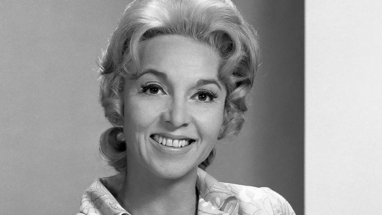 Beverly Garlan Biography - History of Beverly Garlan in Timeline
