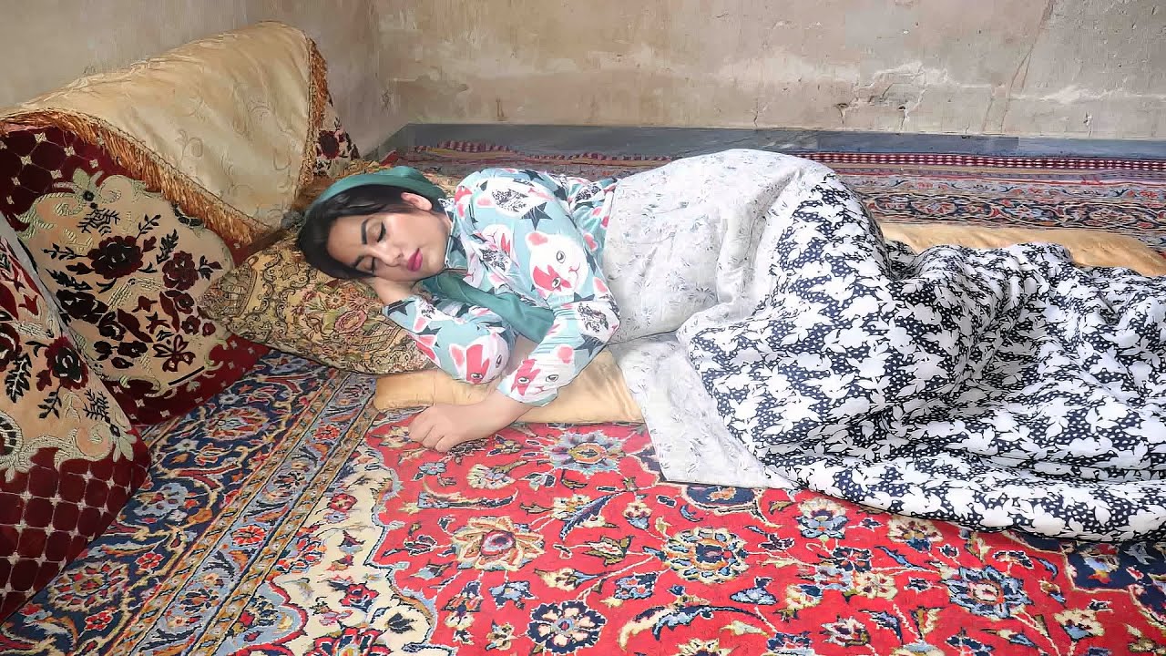 Village Lifestyle in Iran : Daily Life of Iranian Girls in the Village