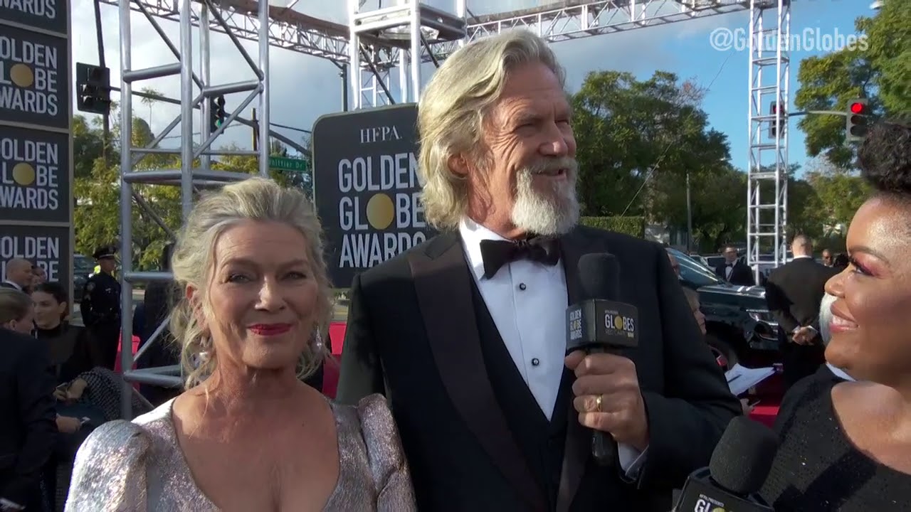 Jeff and Susan Bridges Red Carpet Interview - Golden Globes 2019