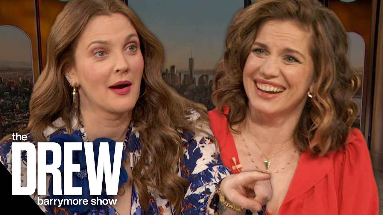 Anna Chlumsky Bonds with Drew About the Struggles of Growing Up a Child Star