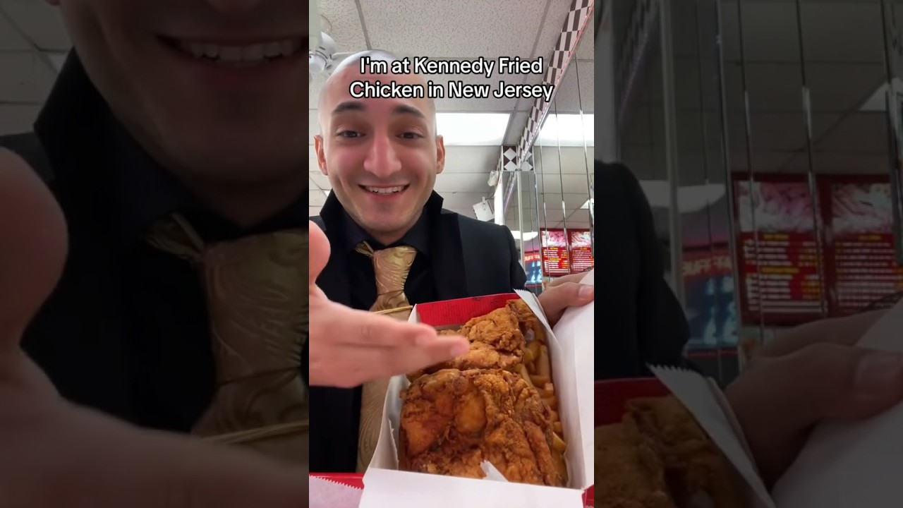 Kennedy Fried Chicken #foodreview #friedchicken #eatingchicken #reviewfood