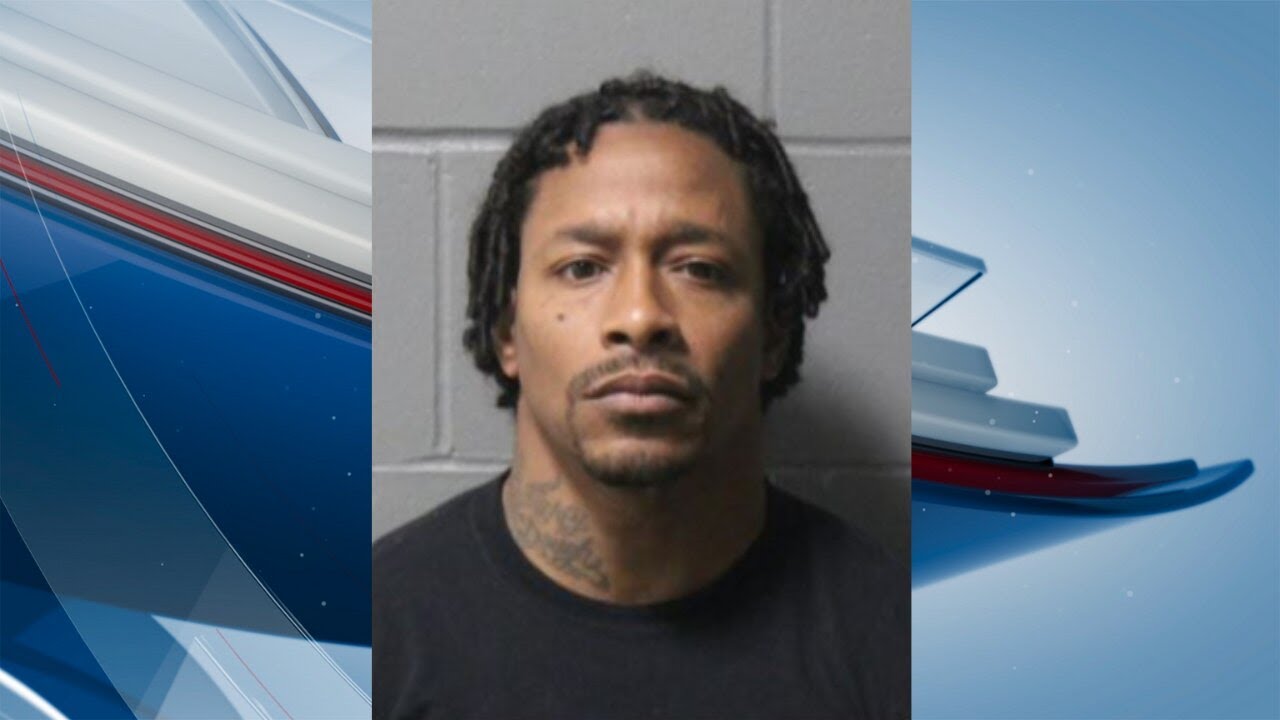 Clinton Police Search For Randy Jackson, Hospital Shooting