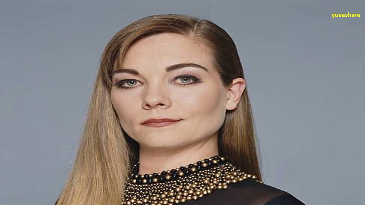 BIOGRAPHY OF THERESA RUSSELL
