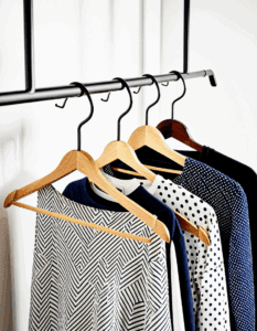 hanger clothes hanger